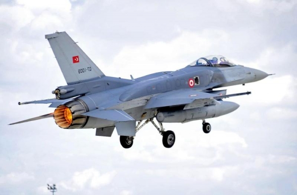 Turcii fac ținte zburătoare din F-16. Ankara testează sistemele antiaeriene rusești S-400